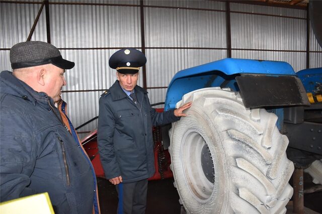 Владимир Димитриев. Чӑваш Енӗн Гостехнадзорӗн сӑнӳкерчӗкӗ